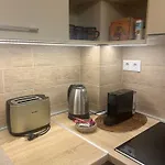 דירה Paris Yard With Free Parking דברצן