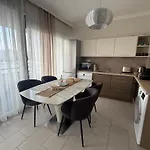 Apartment Paris Yard With Free Parking Debrecen