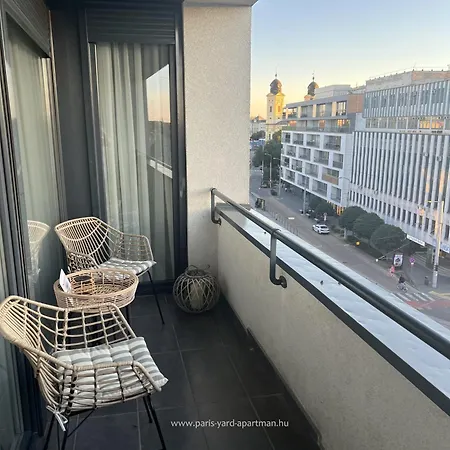 Paris Yard With Free Parking * Debrecen